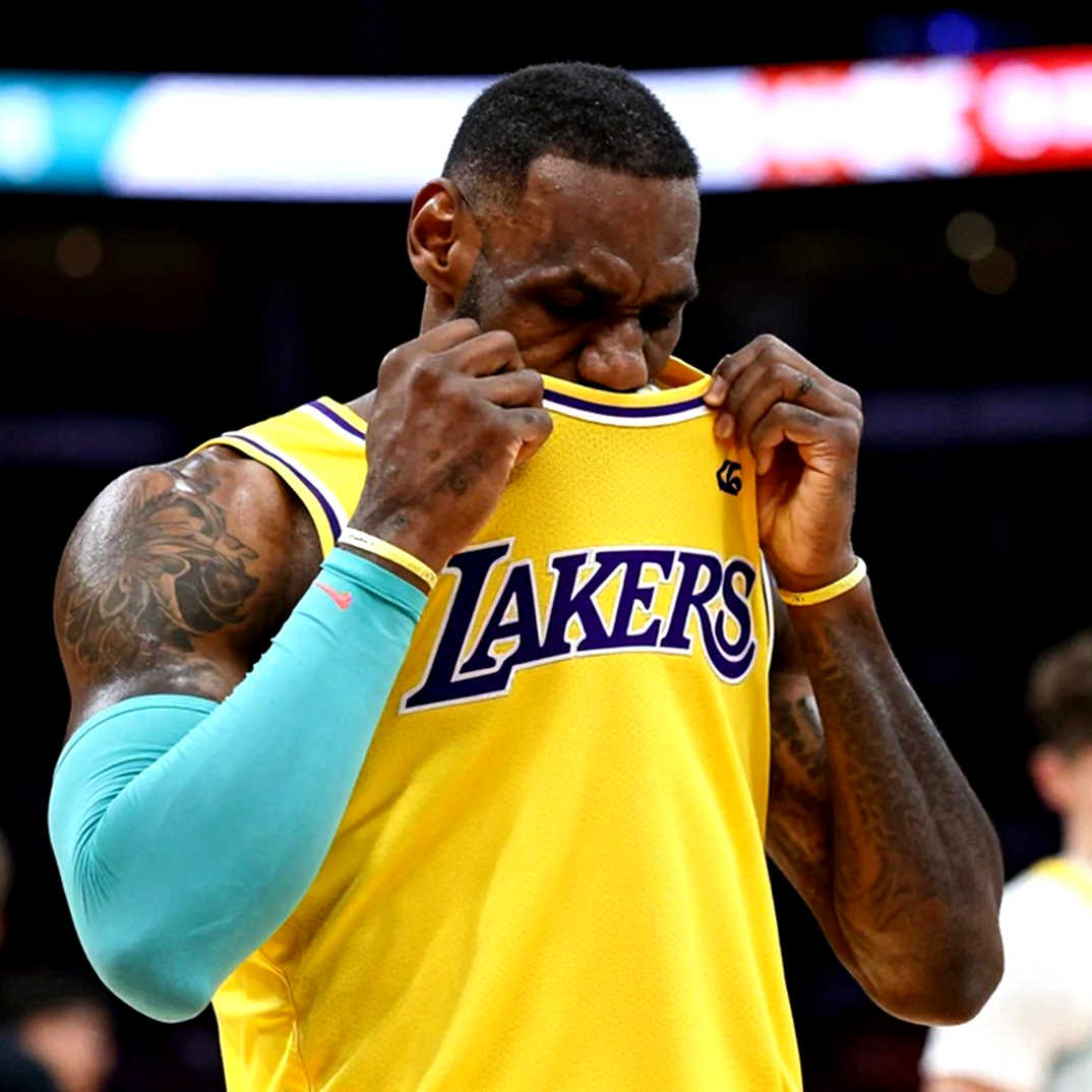 NBA Đông Bộ 2026-27: Cuộc chiến của những 'quyền chọn' và nỗi sợ đứng một mình của Jayson Tatum
