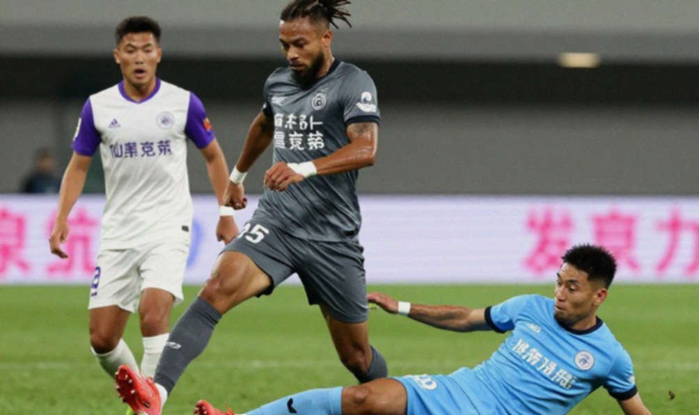 Đồng Nai – CAHN: Khối phòng ngự thấp, bốn ngày bay từ Osaka và hai án treo giò